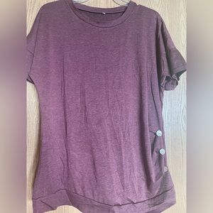 📣$5 Holla…Bundle 4+more $5 hollas and I’ll add $5.95 shipping before checkout.